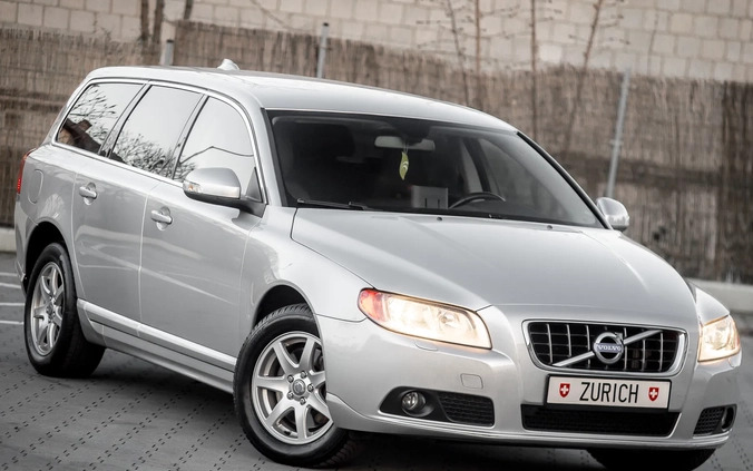 Volvo V70 cena 27900 przebieg: 276326, rok produkcji 2011 z Radom małe 631